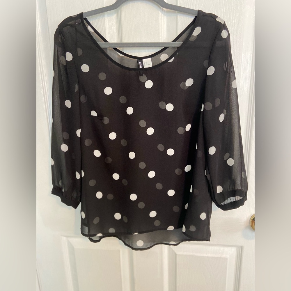 H & M divided top!